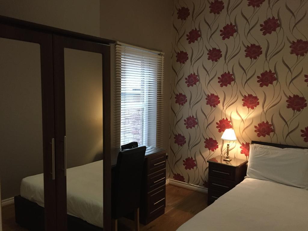 벨파스트 Eglantine House 아파트 외부 사진